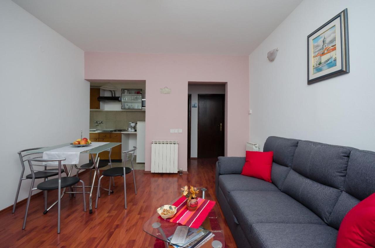 Miljenko Apartment *
