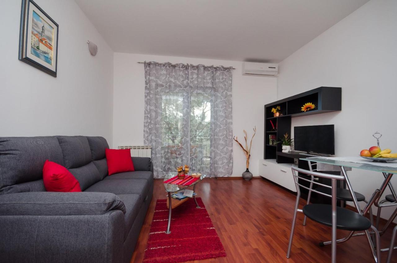 Miljenko Apartment *